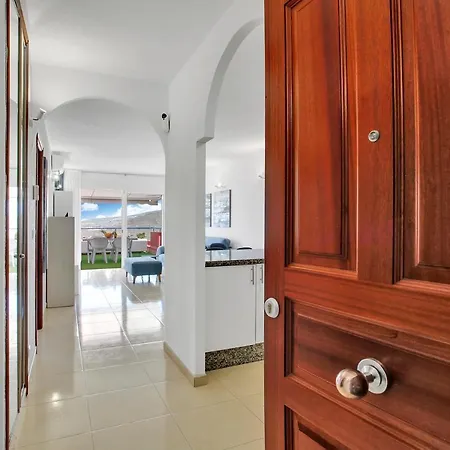 Wonderful View, Huge Terrace Solarium, Private Parking * أذيخي