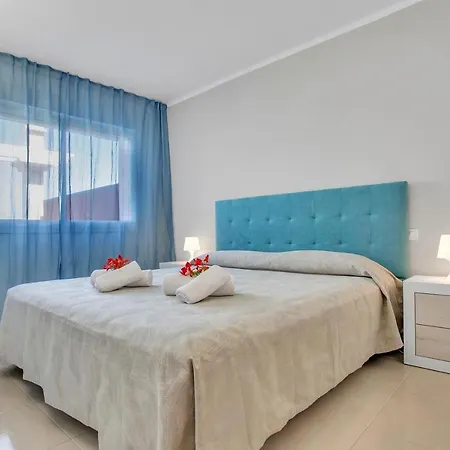 شقة Wonderful View, Huge Terrace Solarium, Private Parking أذيخي