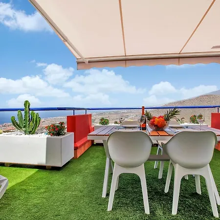 Wonderful View, Huge Terrace Solarium, Private Parking * أذيخي